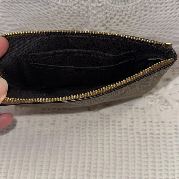 Coach Wristlet Signature Canvas Corner Zip Gold Logo Brown & Tan w/Stripe 58035 - Picture 6 of 12